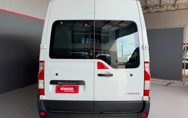 imagem-https://www.socarrao.com.br/sc-vehicle-images-prod/3817200/1789413401593-uWlNWnDjDmI57FpzENTfIjFE6PlnvhLx.jpg