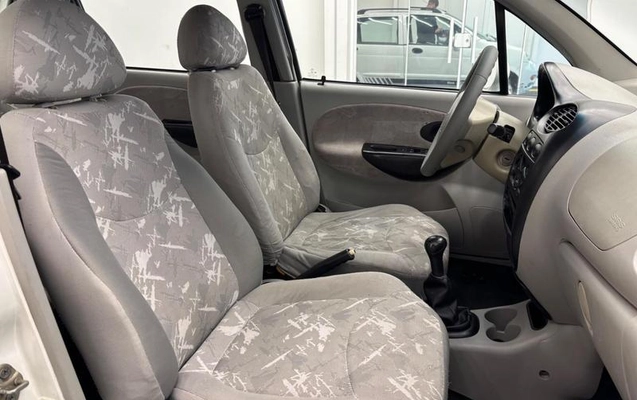imagem-https://www.socarrao.com.br/sc-vehicle-images-prod/3817214/1789412929535-8396256_13_B_c97d8ef6c5.jpeg