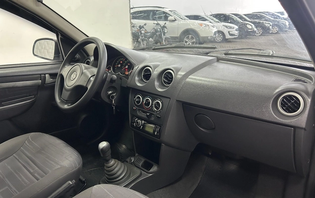 imagem-https://www.socarrao.com.br/sc-vehicle-images-prod/3817240/1789412902996-d534e19375354a59b8ac24d6dc26dd58_1788988402616.jpg