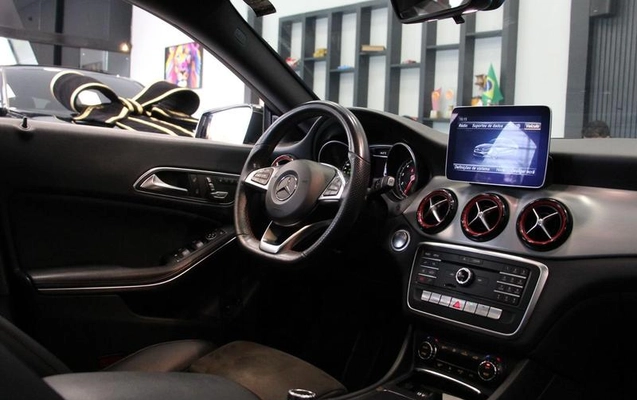imagem-https://www.socarrao.com.br/sc-vehicle-images-prod/3817338/1789413219367-8466952_11_B_64c8d9e3da.jpeg
