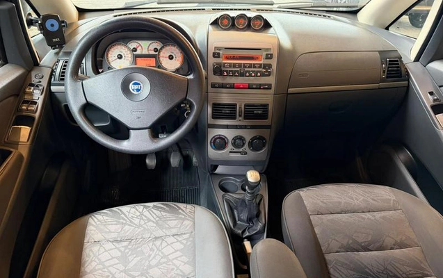 imagem-https://www.socarrao.com.br/sc-vehicle-images-prod/3817467/1789413573733-8475436_3_B_680aca4e49.jpeg