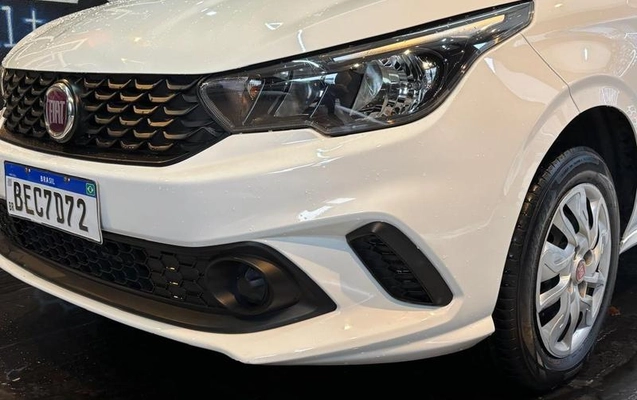 imagem-https://www.socarrao.com.br/sc-vehicle-images-prod/3817473/1789413961785-8475586_18_B_96e12b0316.jpeg