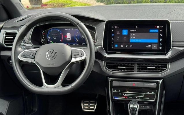 imagem-https://www.socarrao.com.br/sc-vehicle-images-prod/3817515/1789415191325-8432183_1_B_062a16b284.jpeg