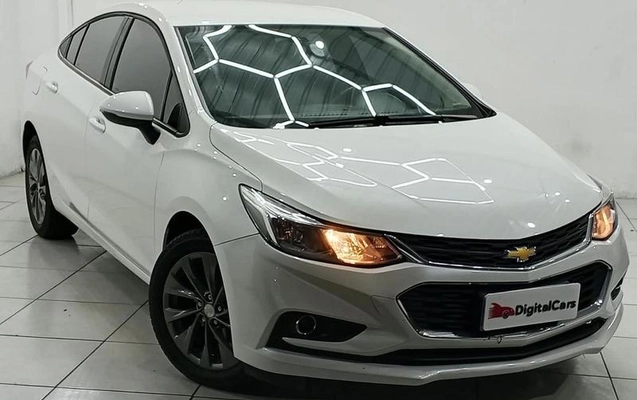 imagem-https://www.socarrao.com.br/sc-vehicle-images-prod/3817534/1789576002037-8449001_15_B_9c2106682f.jpeg