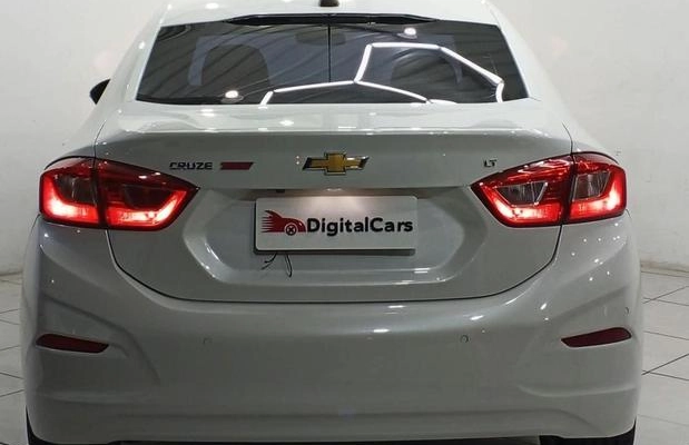 imagem-https://www.socarrao.com.br/sc-vehicle-images-prod/3817534/1789576002047-8449001_4_B_6695cb367c.jpeg