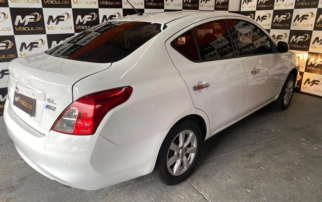 imagem-https://www.socarrao.com.br/sc-vehicle-images-prod/3817541/1789413817976-8475402_13_B_5945f7e5c8.jpeg