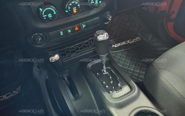 imagem-https://www.socarrao.com.br/sc-vehicle-images-prod/3817544/1789413821215-7532407_3_B_39bdbe4c5f.jpeg