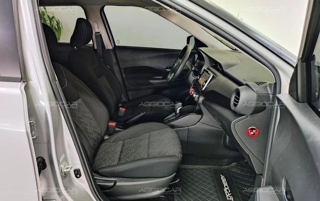 imagem-https://www.socarrao.com.br/sc-vehicle-images-prod/3817559/1789414574647-7695776_12_B_4c4c9edd92.jpeg