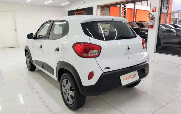 imagem-https://www.socarrao.com.br/sc-vehicle-images-prod/3817561/1789413839849-7785683_18_B_e641a176a8.jpeg