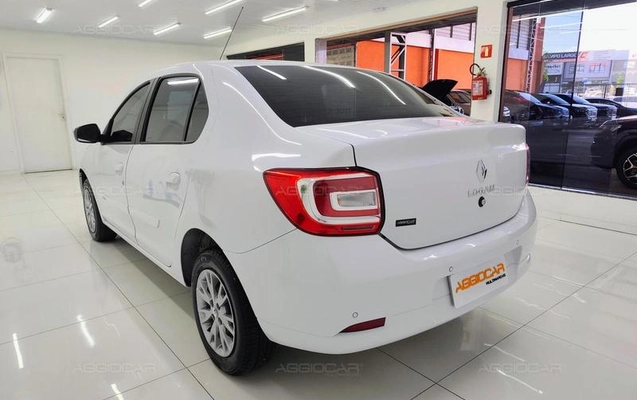 imagem-https://www.socarrao.com.br/sc-vehicle-images-prod/3817562/1789654080101-7835491_19_B_29da968af4.jpeg
