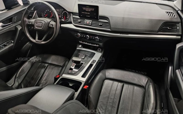 imagem-https://www.socarrao.com.br/sc-vehicle-images-prod/3817566/1789654091699-6364687_15_B_36d39541ff.jpeg