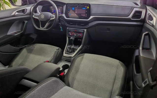 imagem-https://www.socarrao.com.br/sc-vehicle-images-prod/3817568/1789413852211-8124117_6_B_b887648557.jpeg