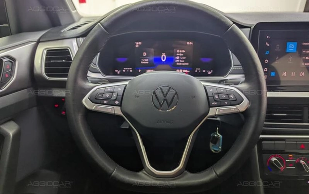 imagem-https://www.socarrao.com.br/sc-vehicle-images-prod/3817568/1789413852213-8124117_11_B_aa5e23060d.jpeg