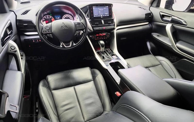 imagem-https://www.socarrao.com.br/sc-vehicle-images-prod/3817570/1789503469289-8129394_19_B_0079c7a9ea.jpeg