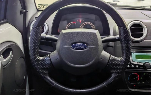 imagem-https://www.socarrao.com.br/sc-vehicle-images-prod/3817579/1789413861547-8173979_6_B_5880155517.jpeg