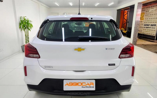 imagem-https://www.socarrao.com.br/sc-vehicle-images-prod/3817593/1789503480176-8275170_14_B_3c3abc9e1d.jpeg