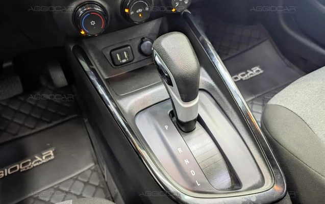 imagem-https://www.socarrao.com.br/sc-vehicle-images-prod/3817593/1789503480179-8275170_23_B_fa645775fe.jpeg