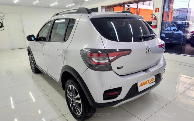 imagem-https://www.socarrao.com.br/sc-vehicle-images-prod/3817614/1789413877903-8331908_20_B_09da3da361.jpeg