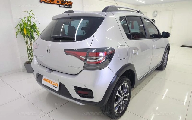 imagem-https://www.socarrao.com.br/sc-vehicle-images-prod/3817614/1789413877903-8331908_21_B_26b16a23c2.jpeg