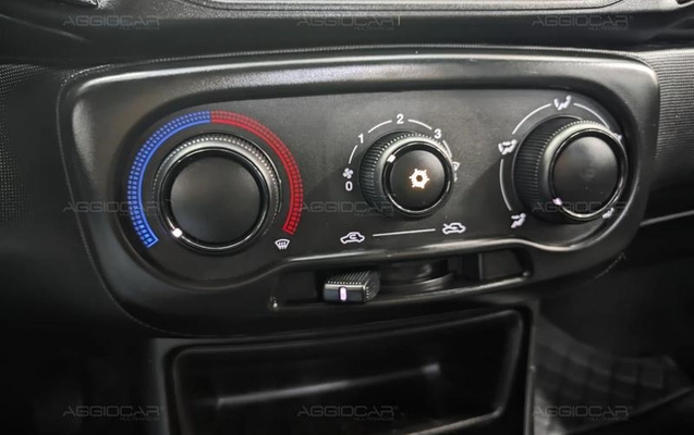 imagem-https://www.socarrao.com.br/sc-vehicle-images-prod/3817618/1789413881573-8373335_1_B_40ba938222.jpeg