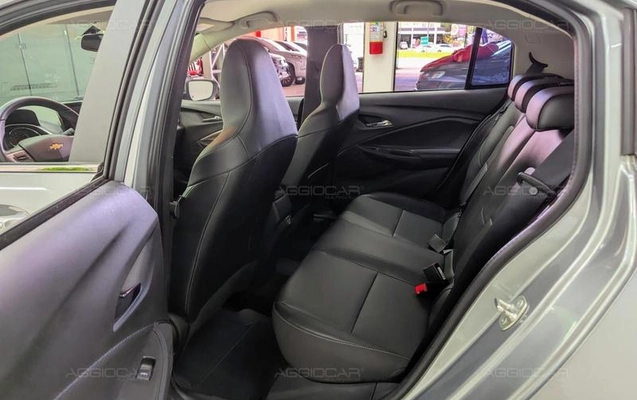 imagem-https://www.socarrao.com.br/sc-vehicle-images-prod/3817625/1789503498598-8404480_14_B_d440dcbcf0.jpeg