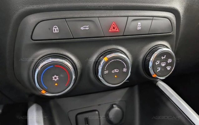 imagem-https://www.socarrao.com.br/sc-vehicle-images-prod/3817636/1789414471508-8404341_2_B_59fdb23bc7.jpeg