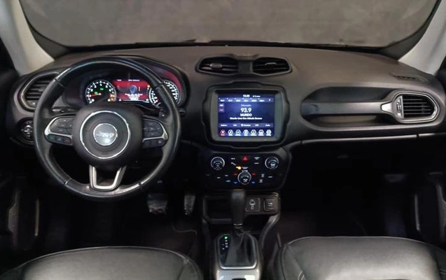 imagem-https://www.socarrao.com.br/sc-vehicle-images-prod/3817688/1789414018755-7381251_13_B_1874520649.jpeg