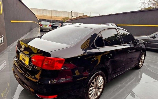 imagem-https://www.socarrao.com.br/sc-vehicle-images-prod/3817729/1789414042881-8475679_9_B_11a6940b5e.jpeg
