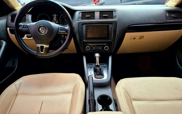 imagem-https://www.socarrao.com.br/sc-vehicle-images-prod/3817729/1789414042883-8475679_2_B_787203e50a.jpeg