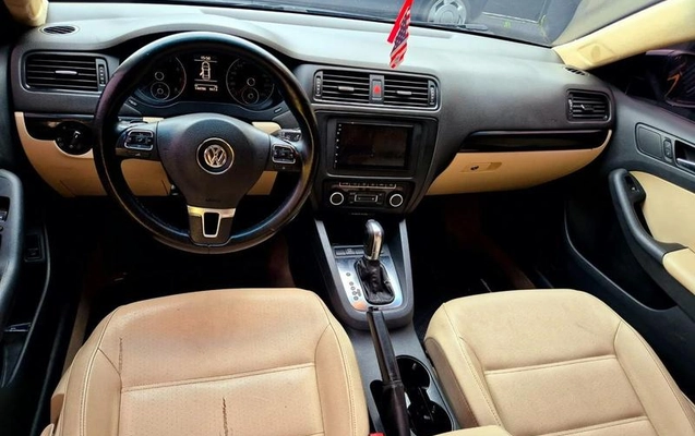 imagem-https://www.socarrao.com.br/sc-vehicle-images-prod/3817729/1789414042884-8475679_2_B_770ca0323a.jpeg