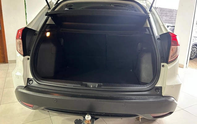 imagem-https://www.socarrao.com.br/sc-vehicle-images-prod/3817757/1789415056779-gb-483d6bd.jpeg