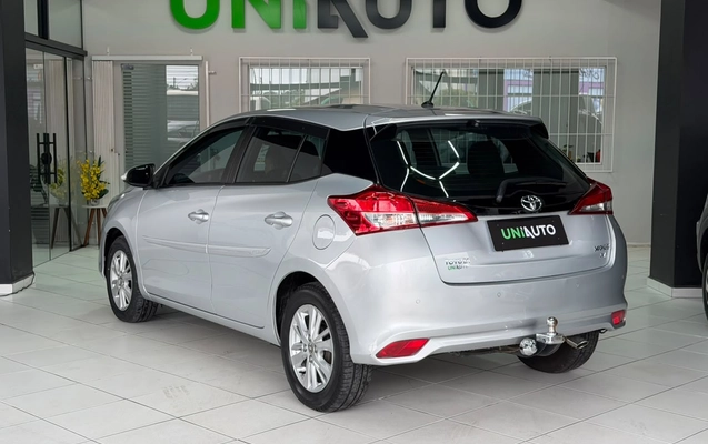 imagem-https://www.socarrao.com.br/sc-vehicle-images-prod/3817769/1789414099173-003_659f37dea850de3d30dcb22df63e1445.jpeg