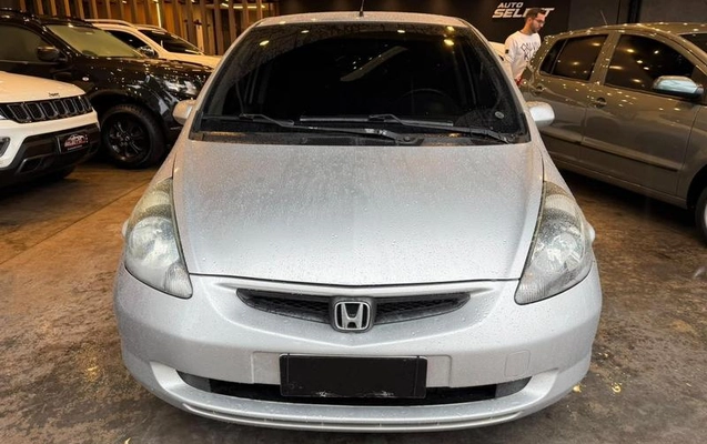 imagem-https://www.socarrao.com.br/sc-vehicle-images-prod/3817800/1789414138563-8475684_0_B_af48a83105.jpeg