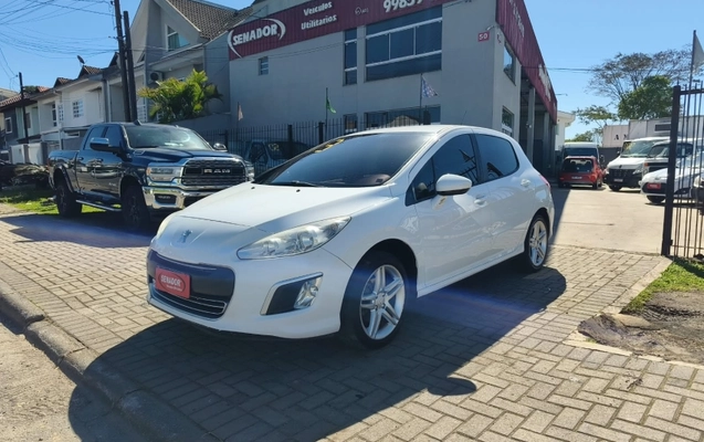 imagem-https://www.socarrao.com.br/sc-vehicle-images-prod/3817828/1789414237510-MRoXXKktTIyZEhKLqsd9hZJlvDB5Uv6J.jpg