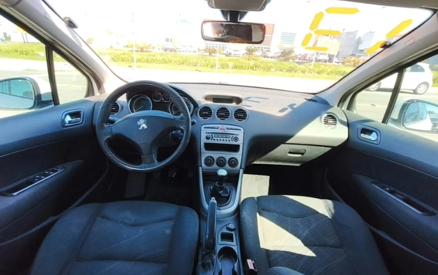 imagem-https://www.socarrao.com.br/sc-vehicle-images-prod/3817828/1789414237535-qXKQ8Z2LE4XJzYN6U1Vdz4RiVdTAuwRE.jpg