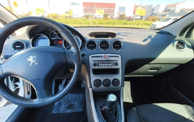 imagem-https://www.socarrao.com.br/sc-vehicle-images-prod/3817828/1789414237537-50PH5jXbxoIahrp3OCJ1bDJWDApwMzX8.jpg