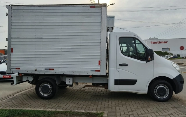 imagem-https://www.socarrao.com.br/sc-vehicle-images-prod/3817832/1789414244075-DKKSHtVu2SHZ7BztuGUlxeHJuumLw3dH.jpg