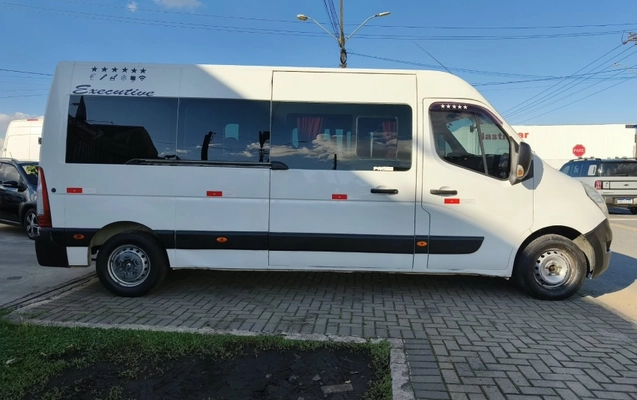 imagem-https://www.socarrao.com.br/sc-vehicle-images-prod/3817842/1789414294649-YtUCqMpihbDLtX4UZmfIGalX5Z4yIHl7.jpg