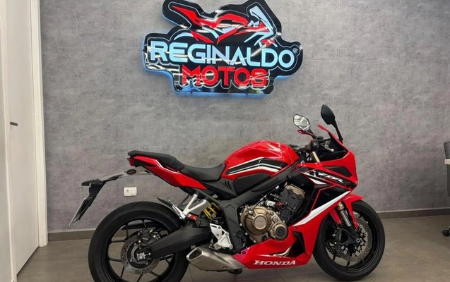 imagem-https://www.socarrao.com.br/sc-vehicle-images-prod/3817882/1789505423278-8459590_0_B_aaddd1f2f8.jpeg