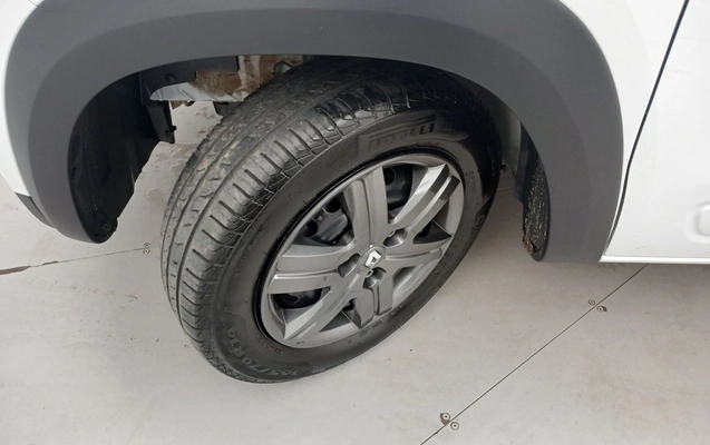 imagem-https://www.socarrao.com.br/sc-vehicle-images-prod/3817898/1789414547309-2_031521.jpg