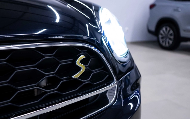 imagem-https://www.socarrao.com.br/sc-vehicle-images-prod/3817911/1789414594638-21_055351.jpg