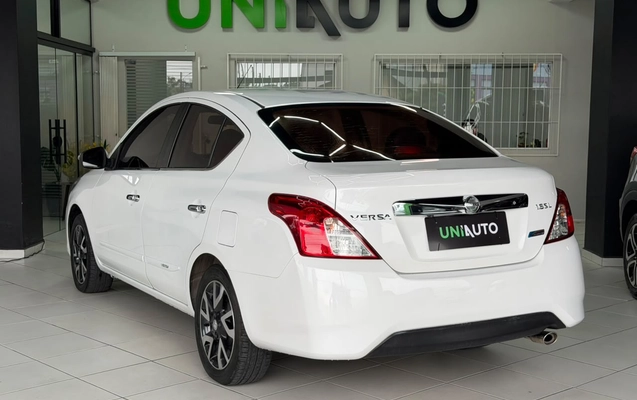 imagem-https://www.socarrao.com.br/sc-vehicle-images-prod/3817919/1789414699055-003_6e90797285d819095e8a76681e2694ca.jpeg