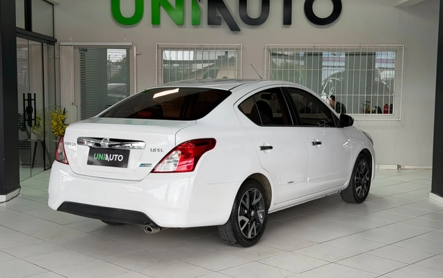 imagem-https://www.socarrao.com.br/sc-vehicle-images-prod/3817919/1789414699060-003_49dabe38397e26b5678281c6a60fb305.jpeg