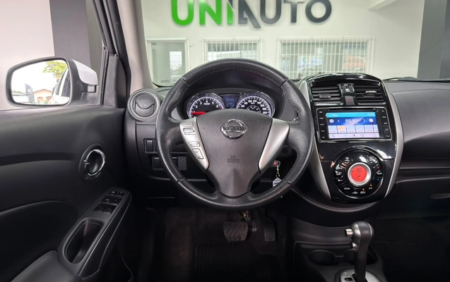 imagem-https://www.socarrao.com.br/sc-vehicle-images-prod/3817919/1789414699076-003_d62e954b86e81c42d8e8bb1a5567c051.jpeg