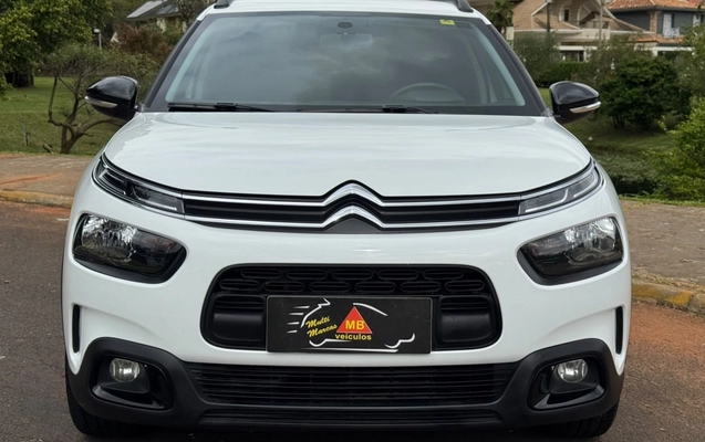 imagem-https://www.socarrao.com.br/sc-vehicle-images-prod/3817985/1789414737304-V2hhdHNBcHAgSW1hZ2UgMjAyNi0wOS0xNCBhdCAxNS40OC4wNiAoMykuanBlZw.jpeg