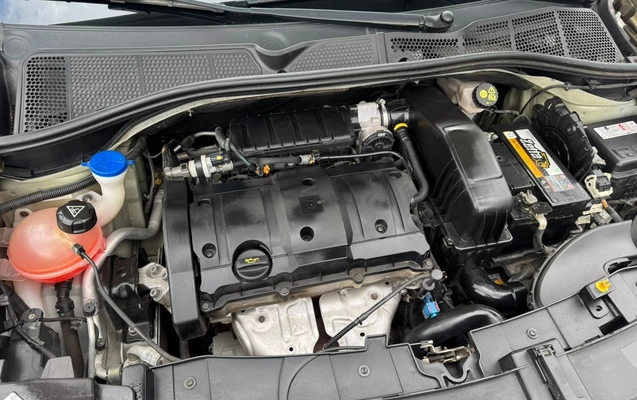 imagem-https://www.socarrao.com.br/sc-vehicle-images-prod/3817985/1789414738918-V2hhdHNBcHAgSW1hZ2UgMjAyNi0wOS0xNCBhdCAxNS40OC4wOCAoMSkuanBlZw.jpeg