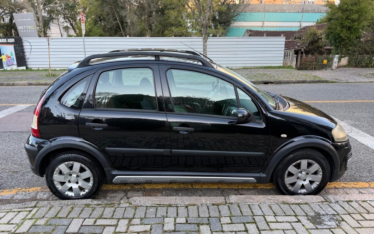 imagem-https://www.socarrao.com.br/sc-vehicle-images-prod/3818003/1789414834968-NS5qcGVn.jpeg