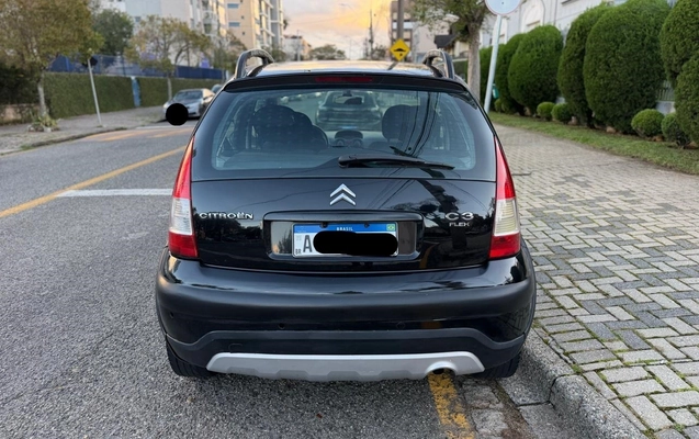 imagem-https://www.socarrao.com.br/sc-vehicle-images-prod/3818003/1789414835186-OC5qcGVn.jpeg