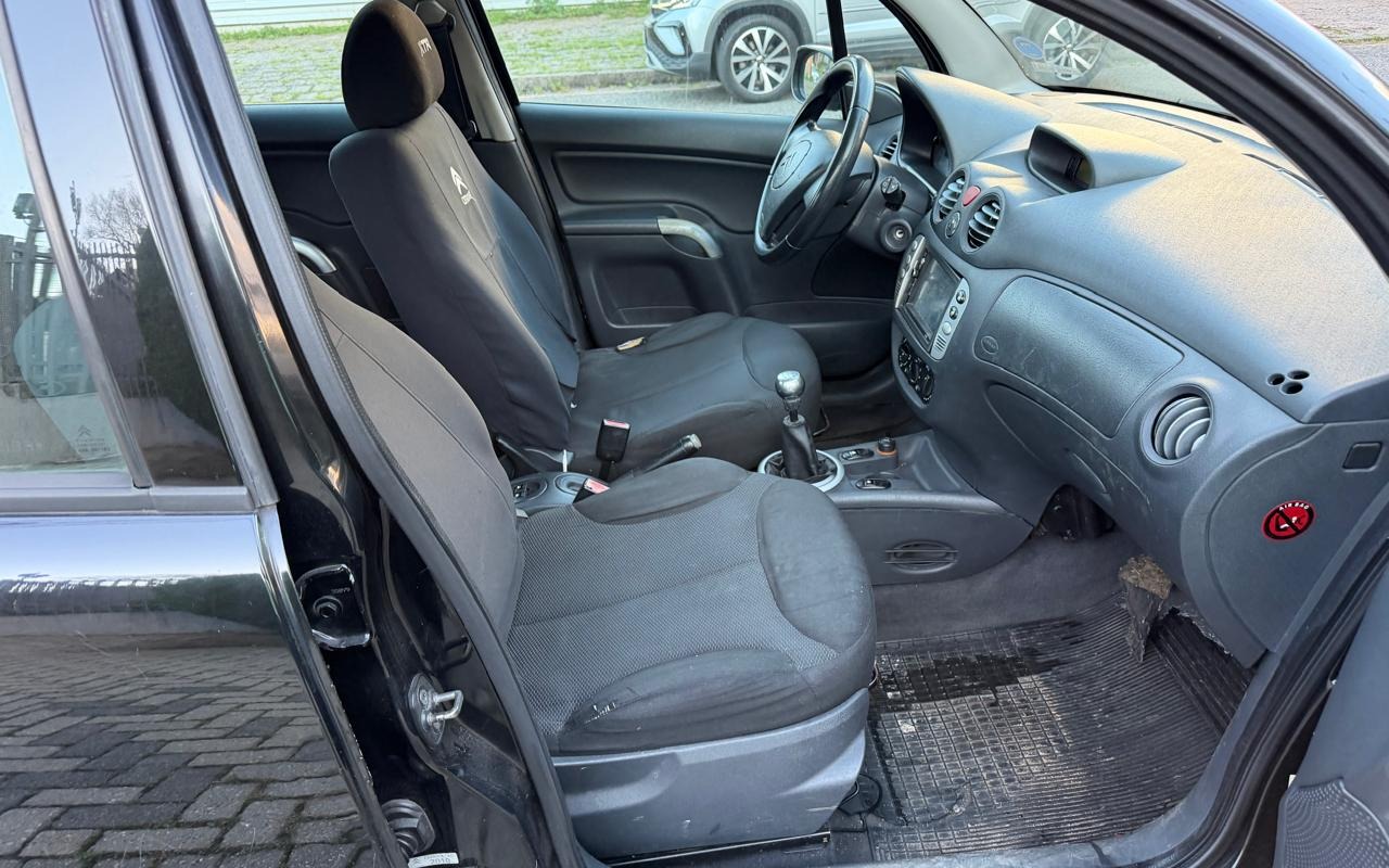 imagem-https://www.socarrao.com.br/sc-vehicle-images-prod/3818003/1789414835265-OS5qcGVn.jpeg