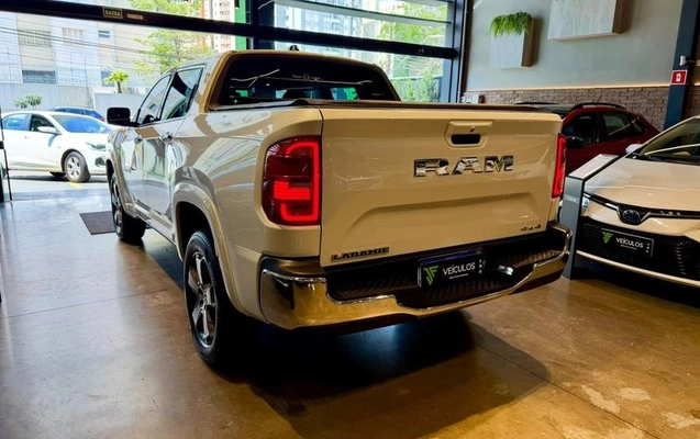 imagem-https://www.socarrao.com.br/sc-vehicle-images-prod/3818024/1790348488191-8474942_12_B_3fca1abbb0.jpeg